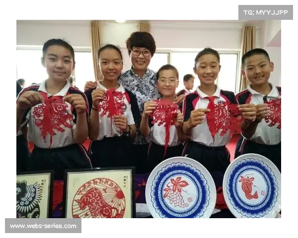 水族铜鼓纹样融入垒球护具设计探索体育与非遗文化创新融合之路